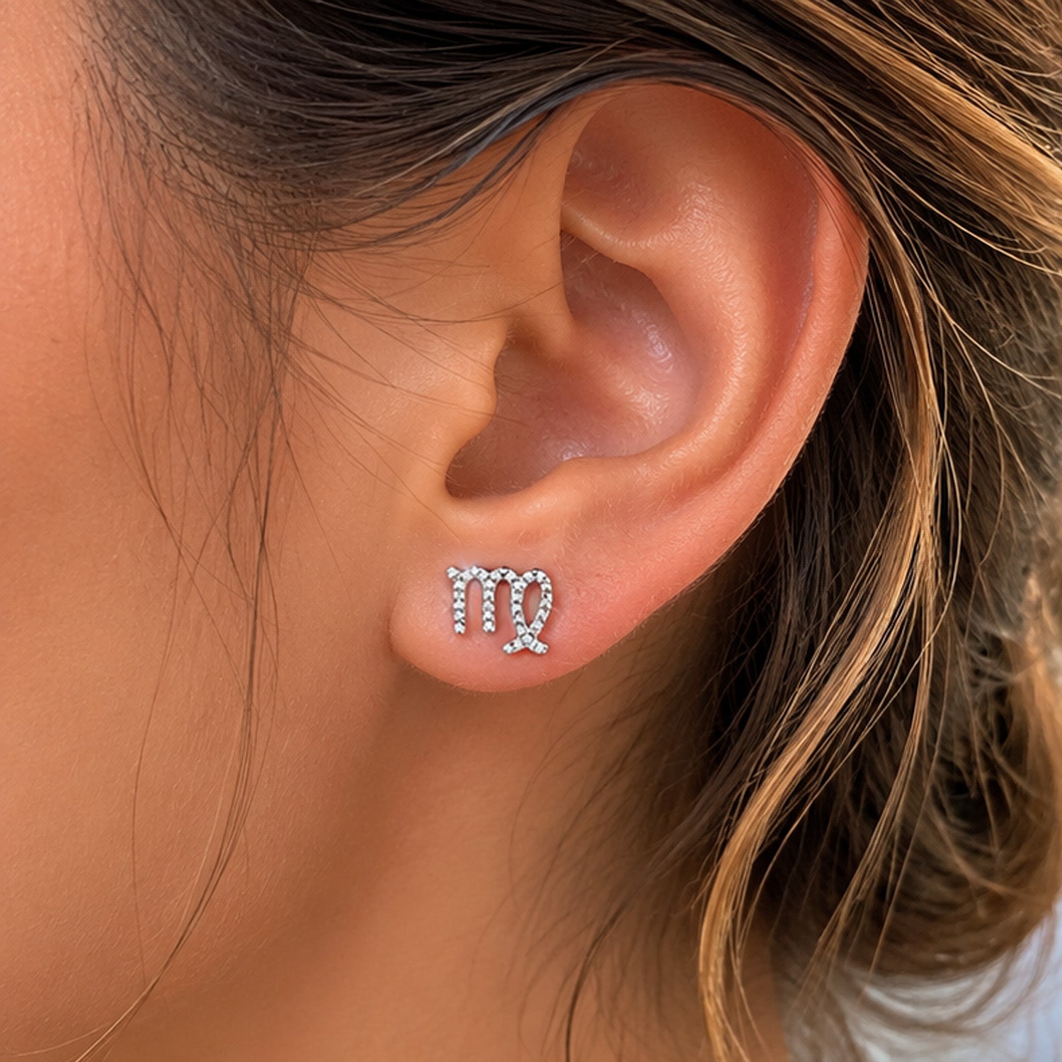 [group:silver-virgo] silver virgo zodiac earring 