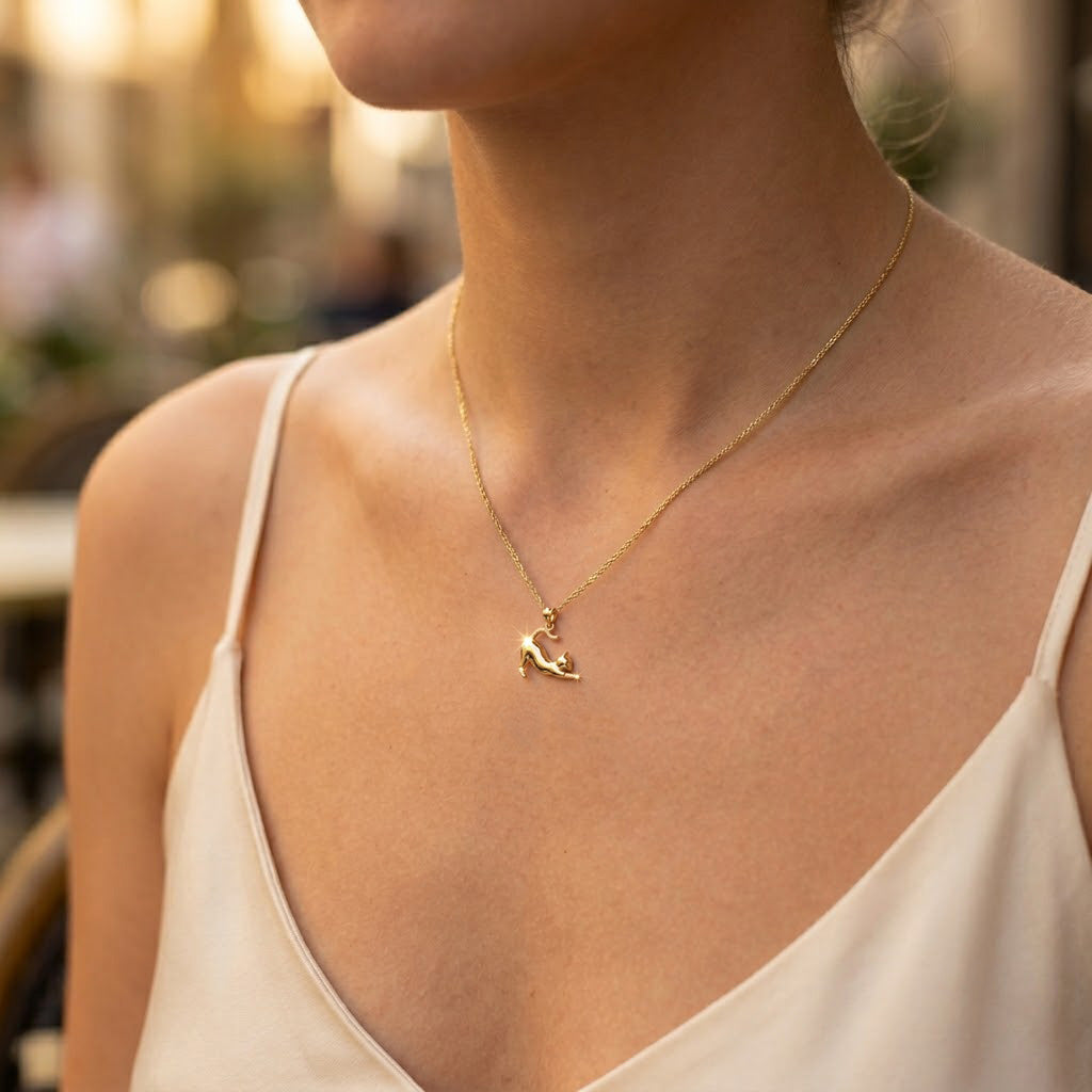 gold cat pendant made in 10 karat yellow gold 