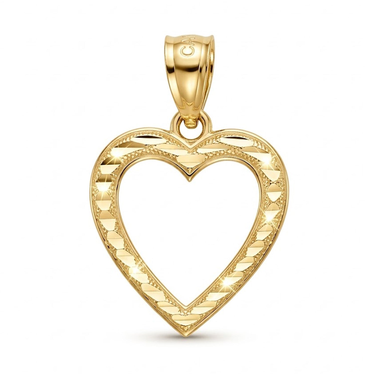 Gold heart pendant 